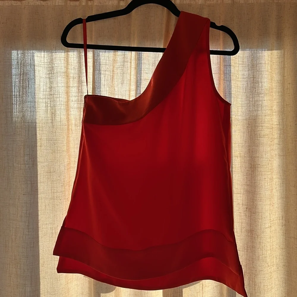 Banana Republic Silky Red Top | Size Small - Picture 2 of 3